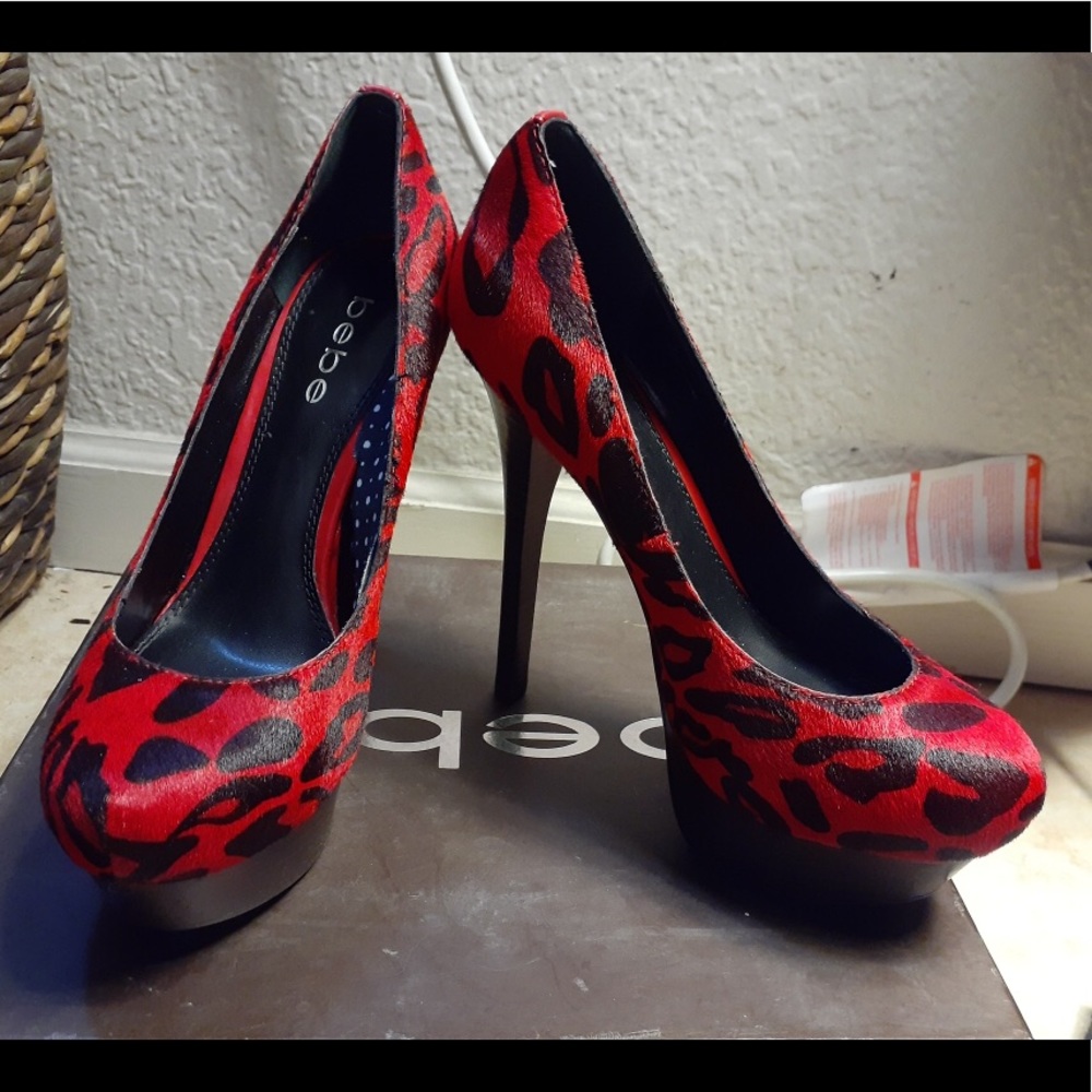 Bebe platform leopard print heel